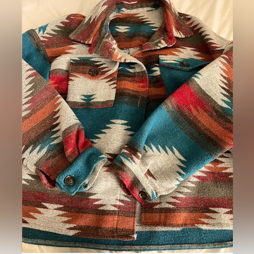 Aztec button down jacket - Picture 3 of 3
